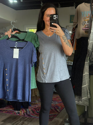 V-NECK BUTTON FLOWER SLEEVE SHORT SLEEVE TOP