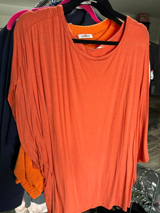 MM Batwing Sleeve Top