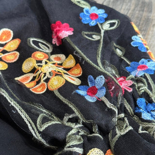 Embroidered Floral Sleeve Top