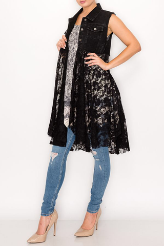 CROPPED DENIM VEST WITH LACE LAYER bk