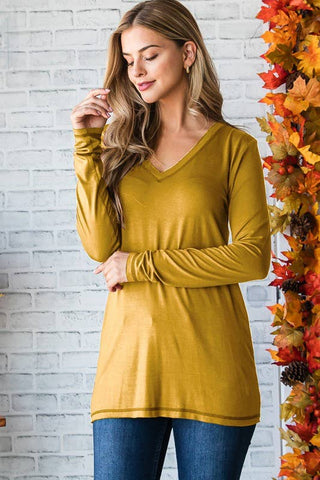 V NECK SOLID TOP WITH STITCH