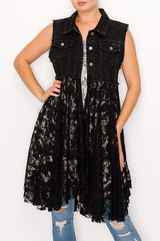 CROPPED DENIM VEST WITH LACE LAYER bk