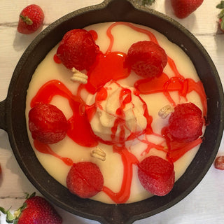 Strawberry cheesecake skillet