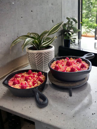 Raspberry cobbler Skillet candle